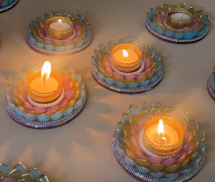 Reusable tealight holders